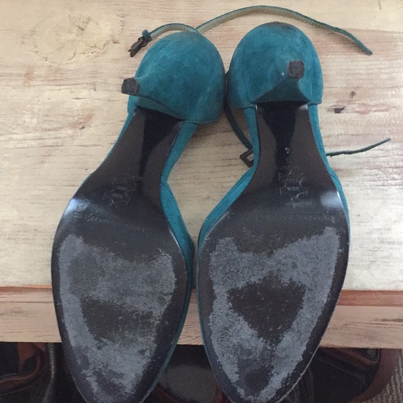 Suede pumps - Picture 4 of 8